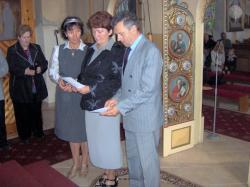 nowe małżeństwa ze Słowacji przyjmują Kartę.jpg - Prijatie Charty 1.10.2011